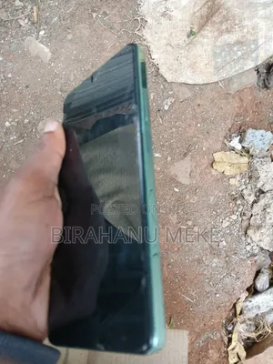 New Tecno Spark 20 256 GB Green