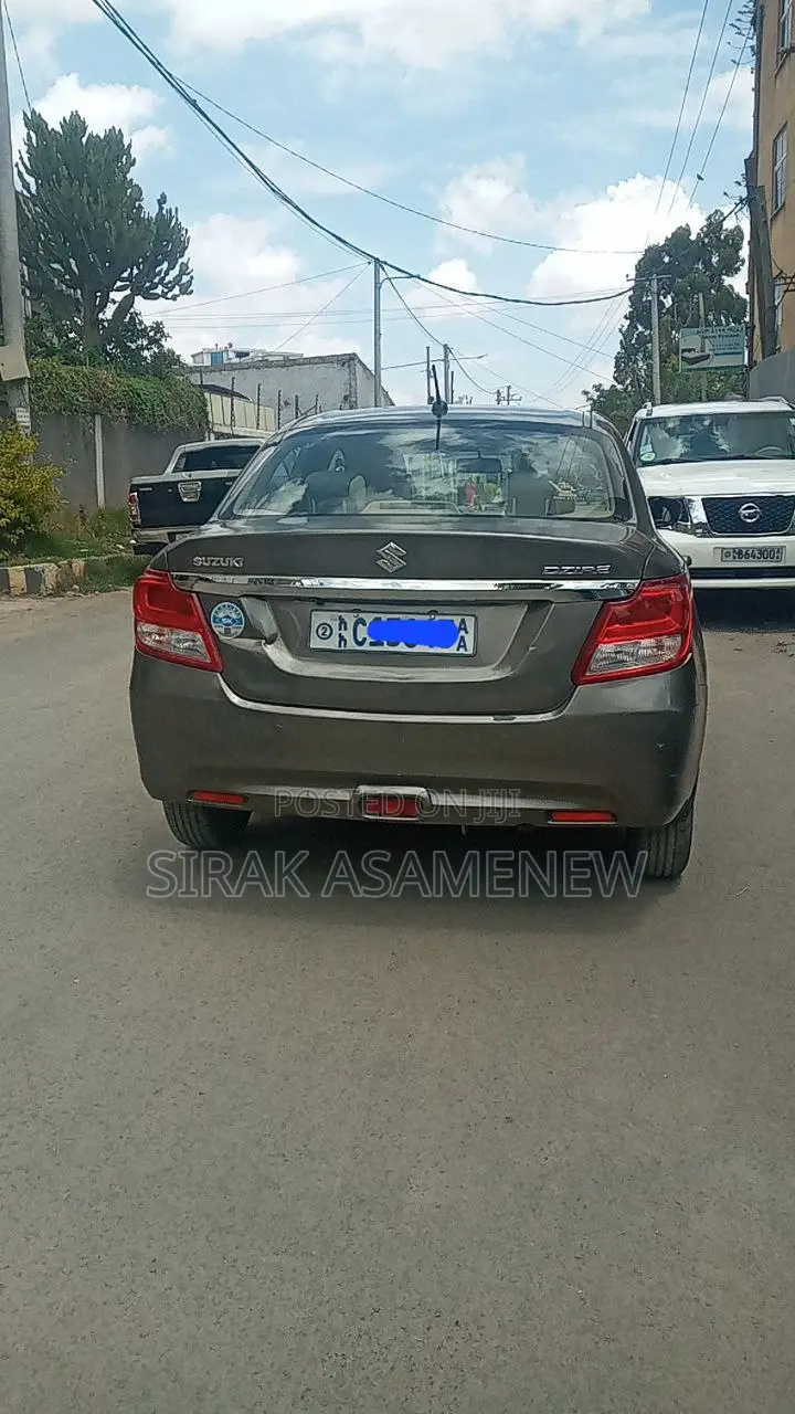 Suzuki Dzire 2022 Gray