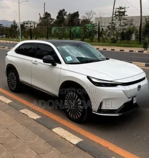 Honda e:NS1 68.8 kWh FWD 2022 White
