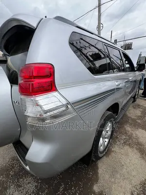 Toyota Land Cruiser Prado 3.0 TD 2012 Silver