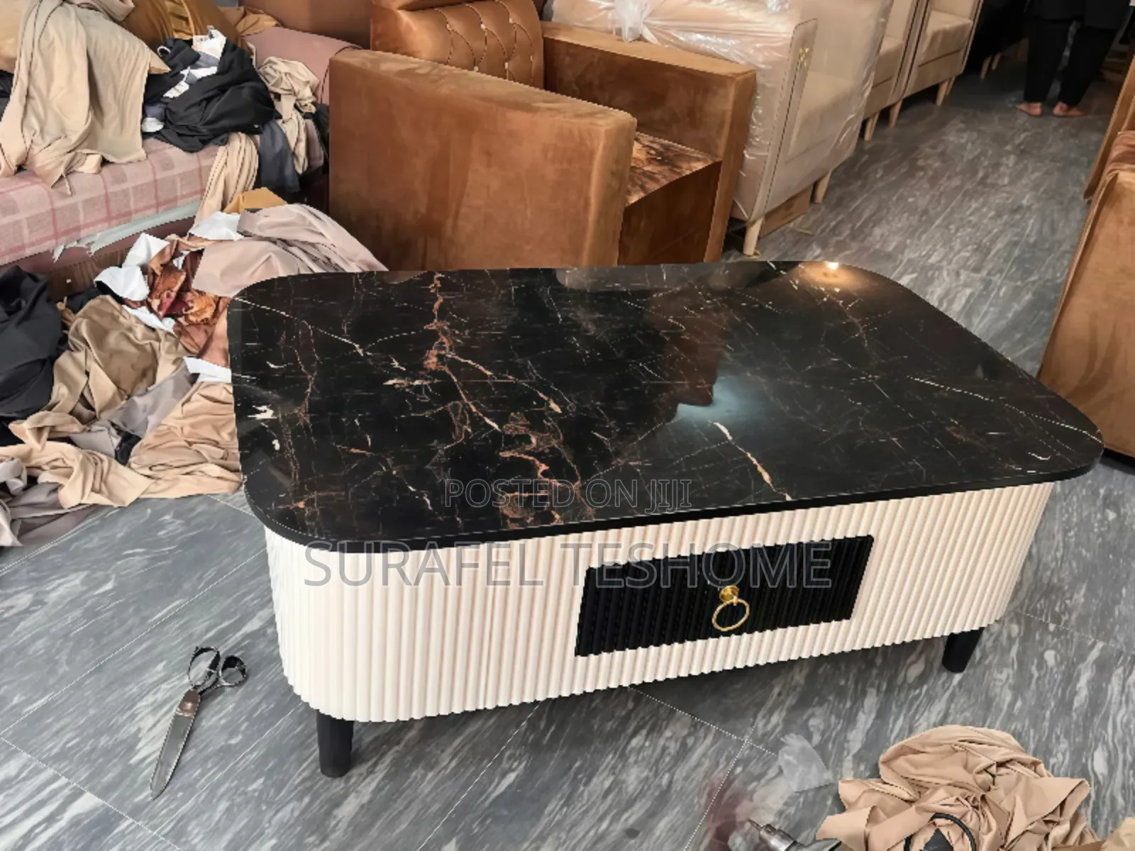 ግሮም ሴንተር ጠረጴዛ | Epoxy-Made Center Tables | ሴንተር ቴብል