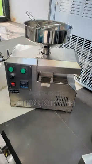 20 Kg / Hour Oil Press Machine Ledon