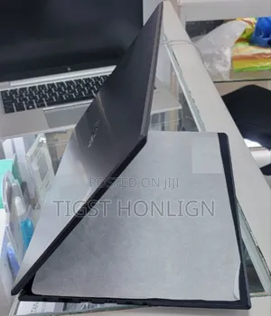 New Laptop Asus ASUSPRO B9440UA 8GB Intel Core i5 SSD 512GB