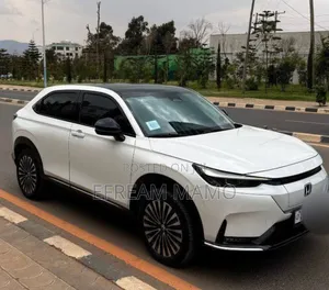 Honda e:NS1 2023 White