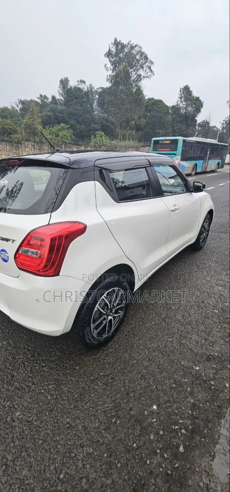 Suzuki Swift RS 2022 White