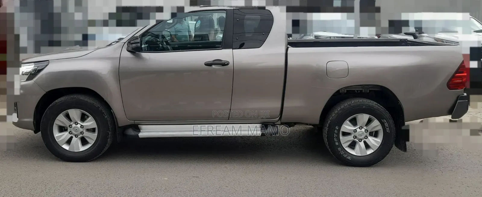 Toyota Hilux 2020 Gray