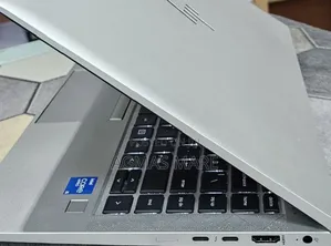 New Laptop HP EliteBook 840 G8 16GB Intel Core i5 SSD 512GB