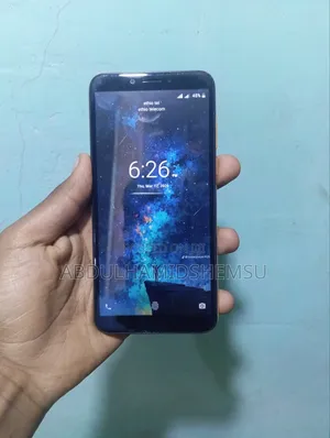 BLU Studio Mega 2019 32 GB Gold