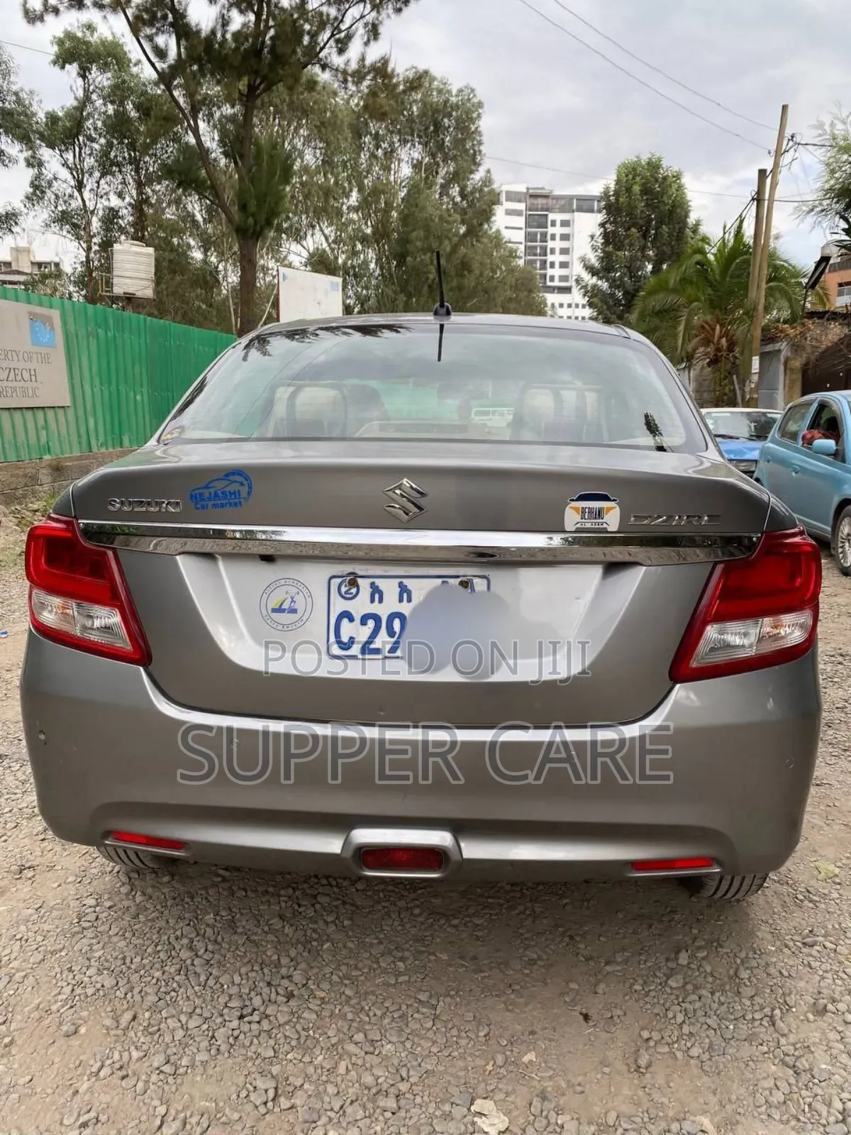 Suzuki Dzire 2022 Silver