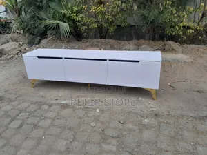 Size 1.50cm Full Laminated Tv Stand