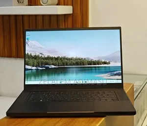 New Laptop Razer Blade 16GB Intel Core i7 SSD 512GB