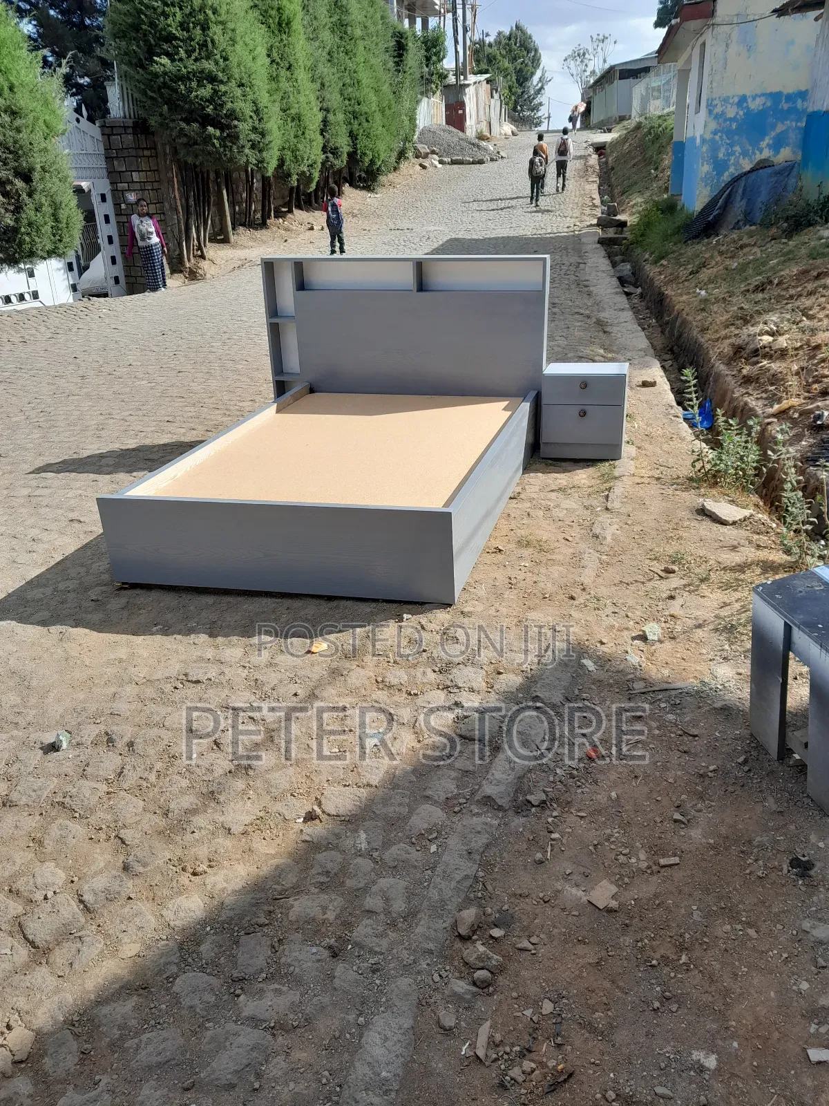 Bed 1.20cm Oak Material