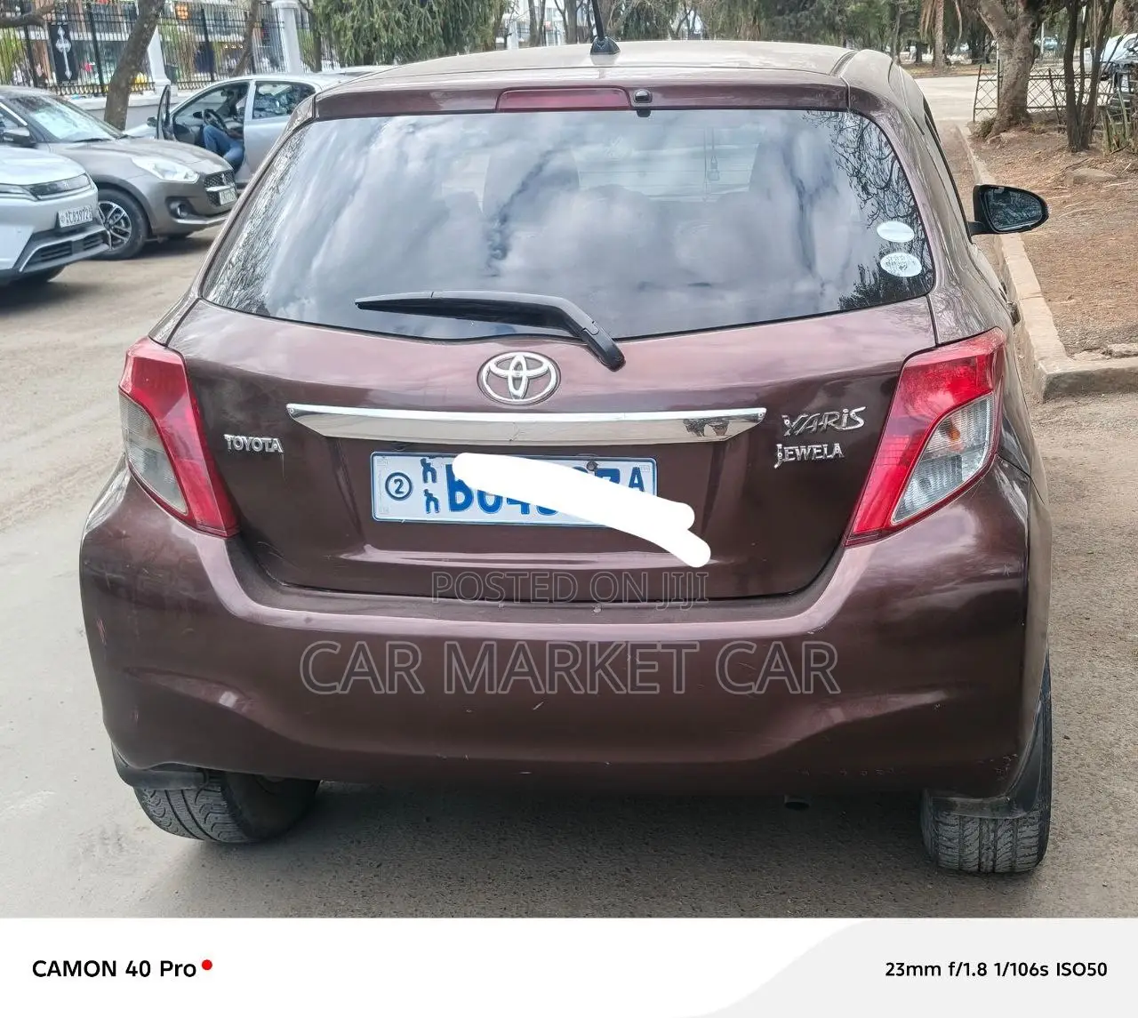 Toyota Yaris LE Hatchback 5dr 2013 Burgundy