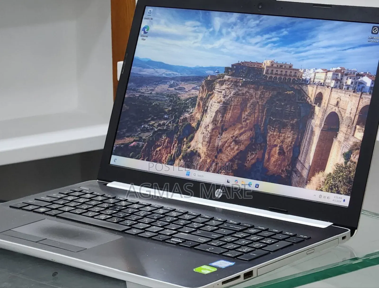 New Laptop HP Stream Notebook 8GB Intel Core i5 HDD 1T