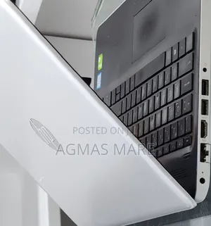 New Laptop HP Stream Notebook 8GB Intel Core i5 HDD 1T