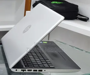 New Laptop HP Stream Notebook 8GB Intel Core i7 HDD 1T