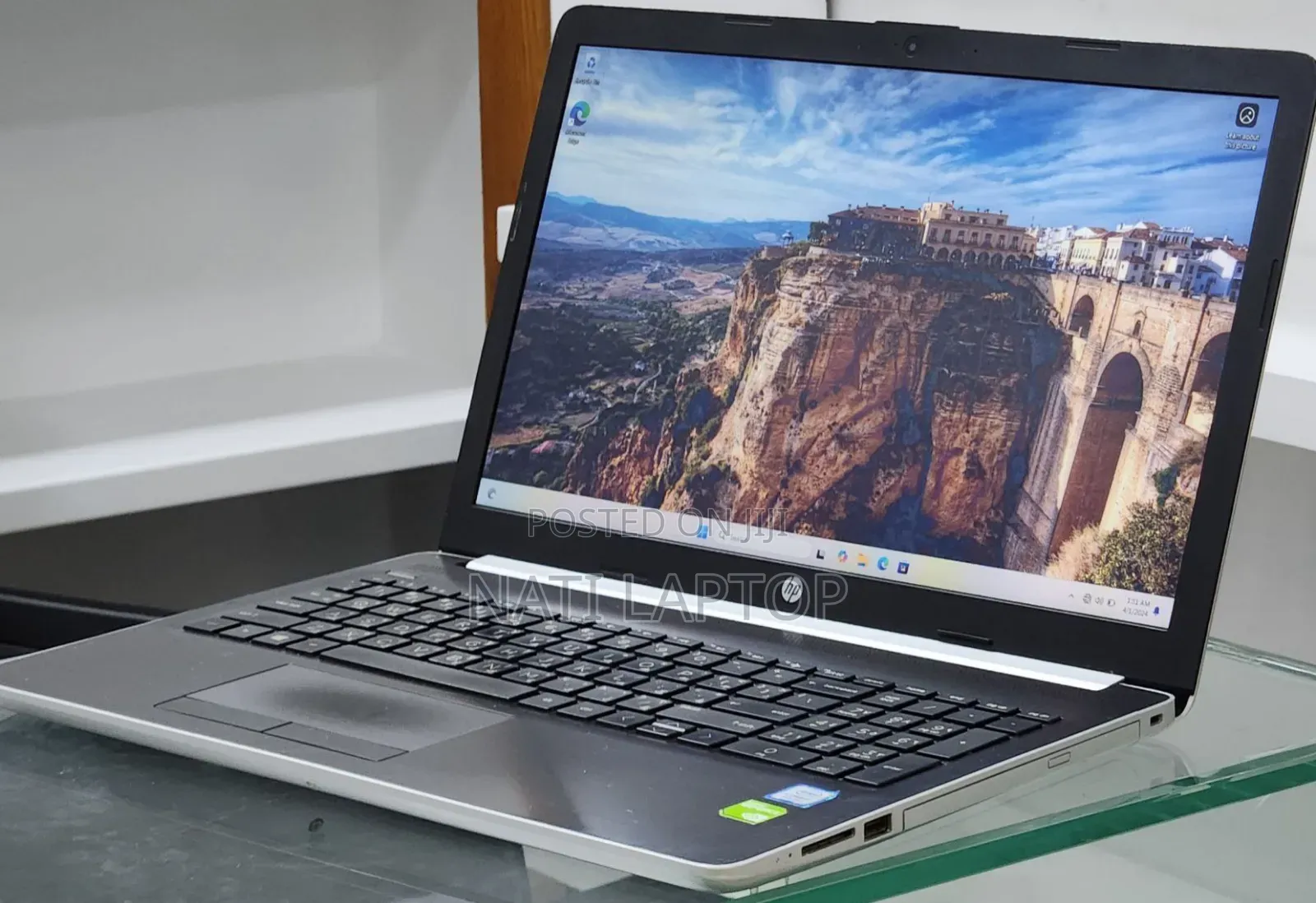New Laptop HP Stream Notebook 8GB Intel Core i7 HDD 1T