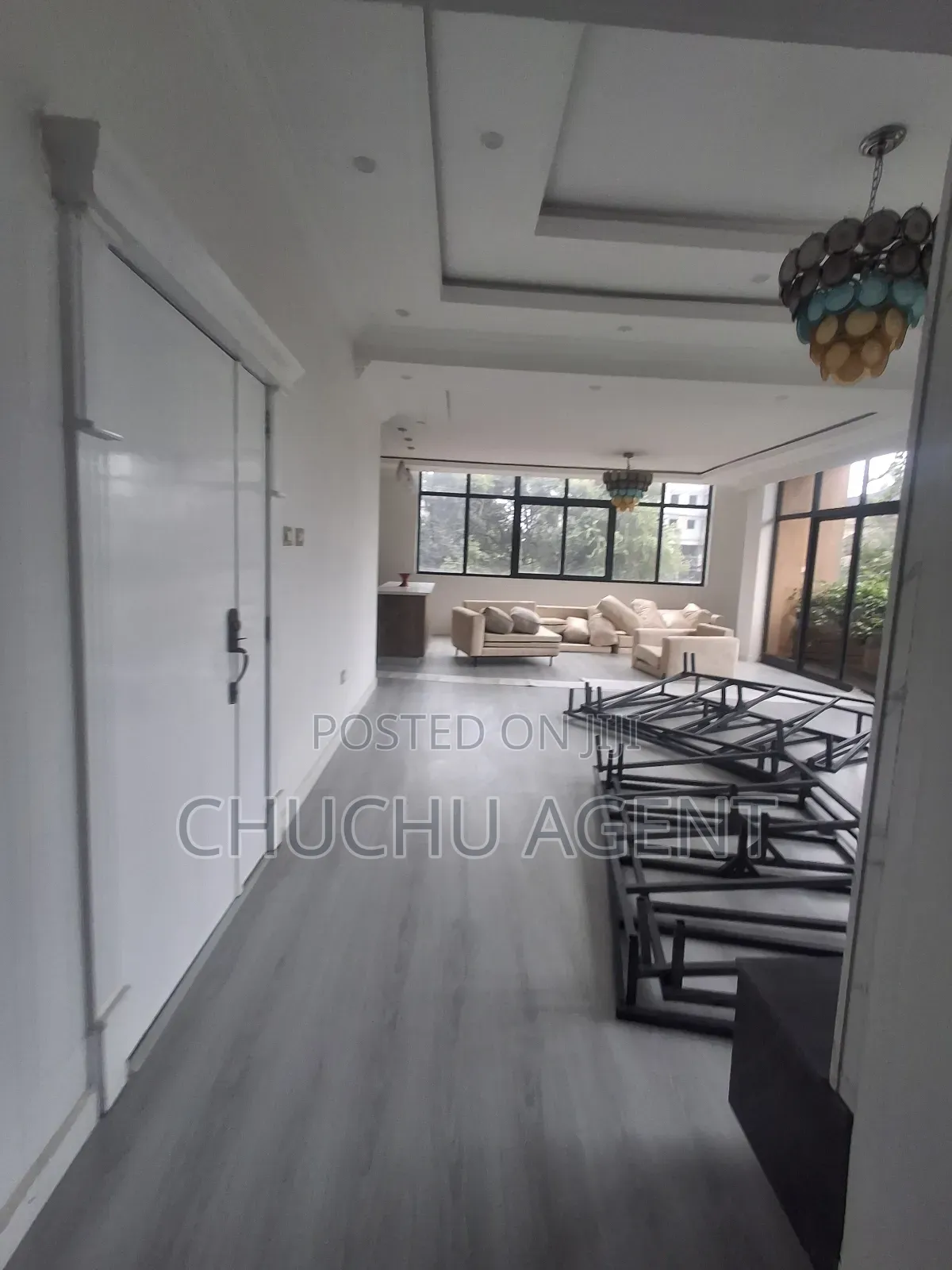 20bdrm Apartment in Bole for rent
