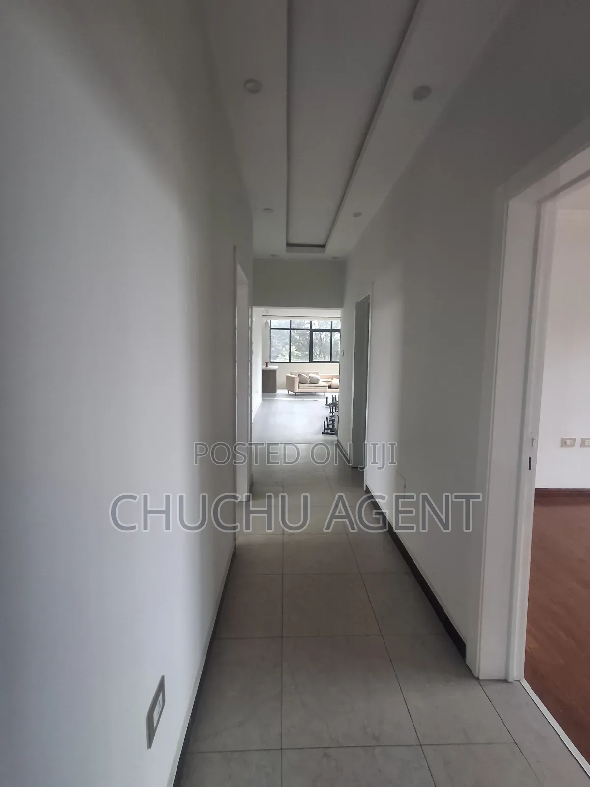 20bdrm Apartment in Bole for rent