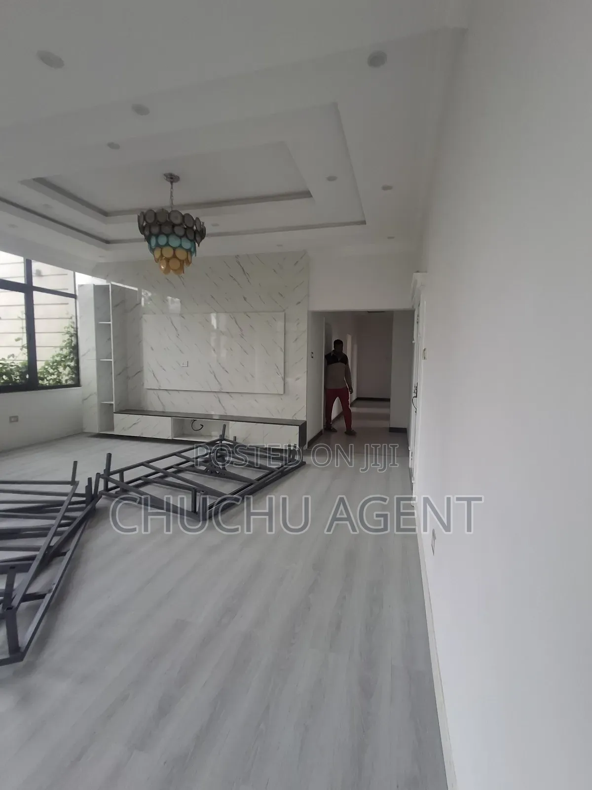20bdrm Apartment in Bole for rent