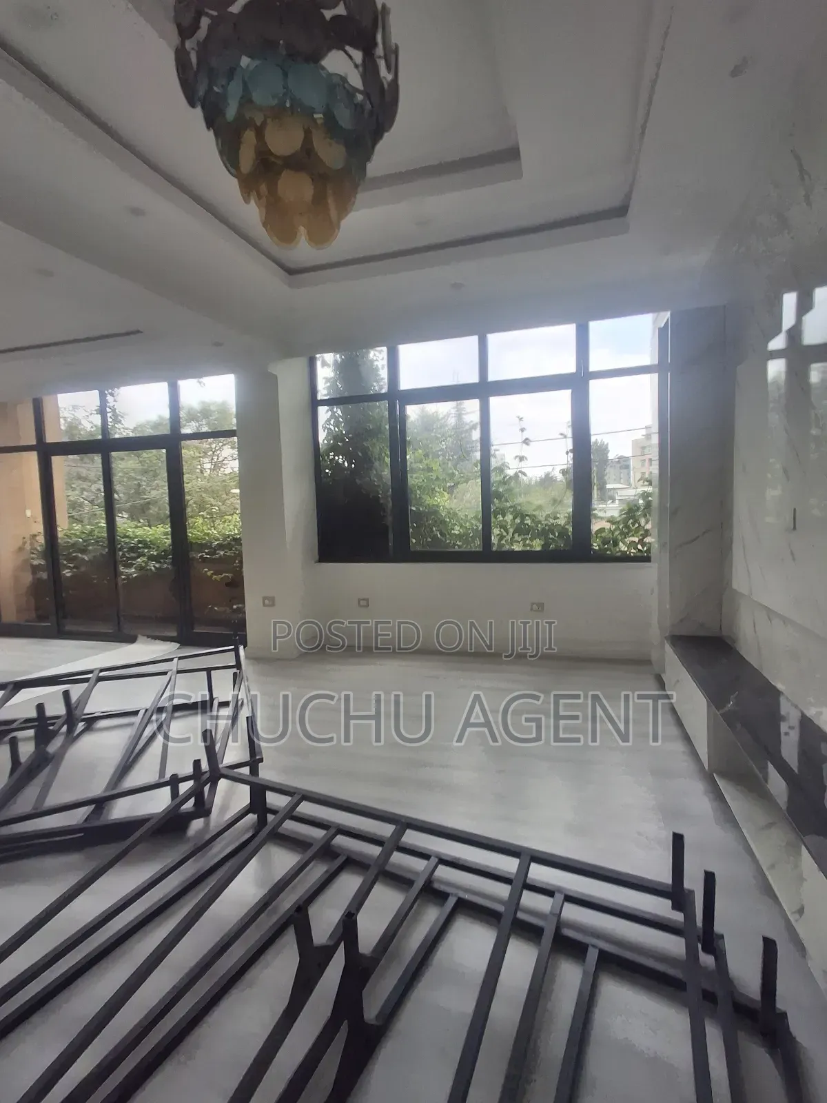 20bdrm Apartment in Bole for rent