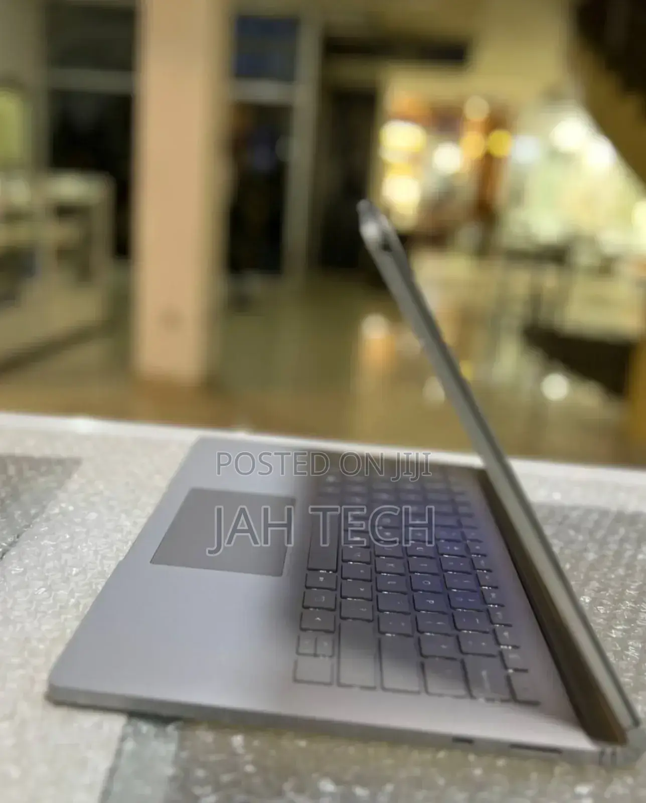 New Laptop Microsoft Surface Book 3 16GB Intel Core i7 SSD 512GB