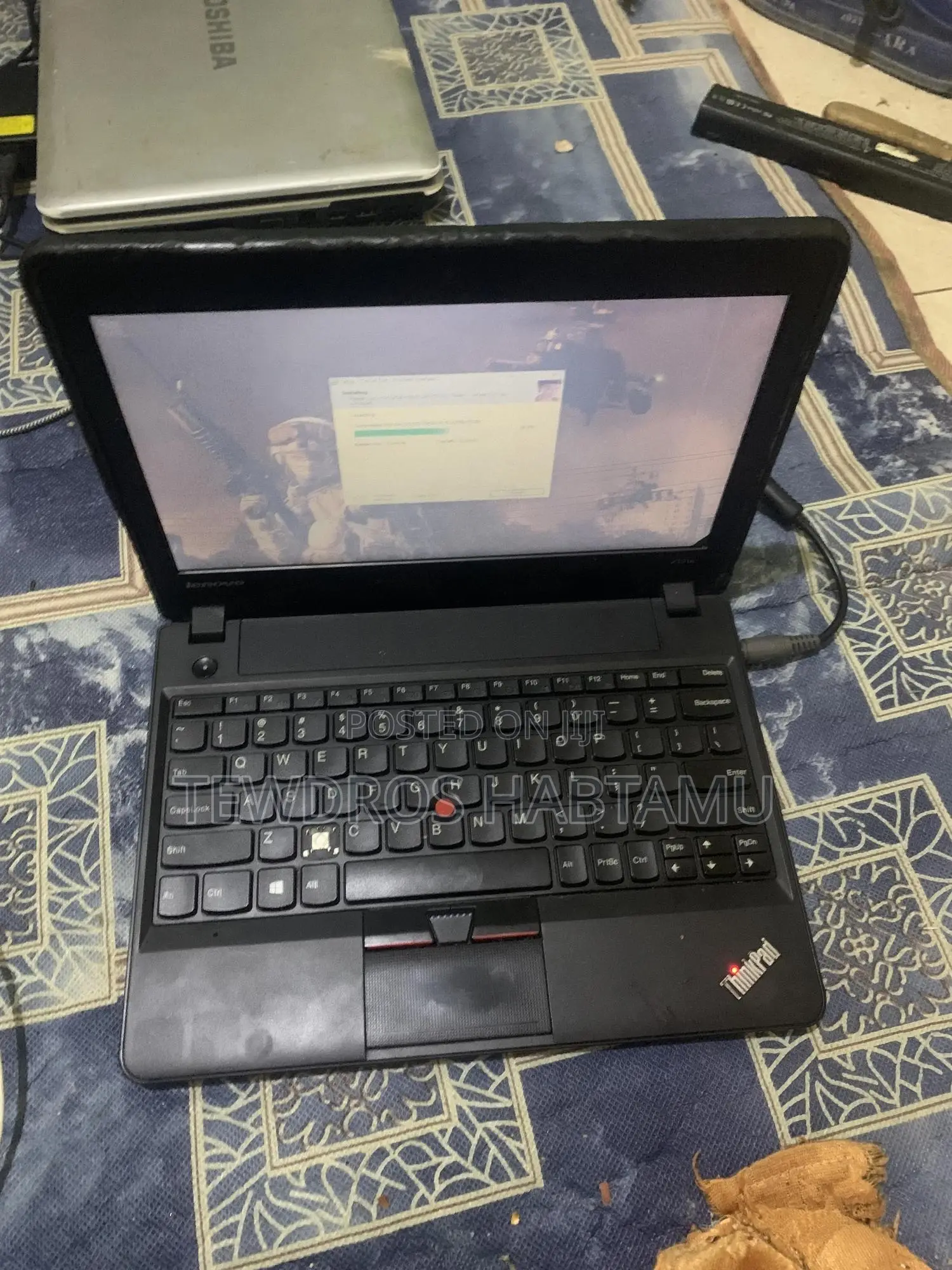 Laptop Lenovo ThinkPad X131e 4GB Intel Core i3 HDD 500GB