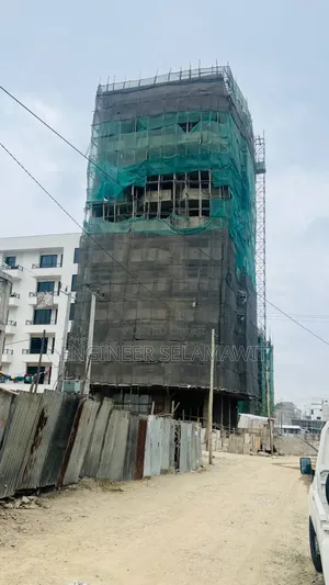 አስቸኳይ የሚሸጥ ባለ 3 መኝታ አፓርታማ