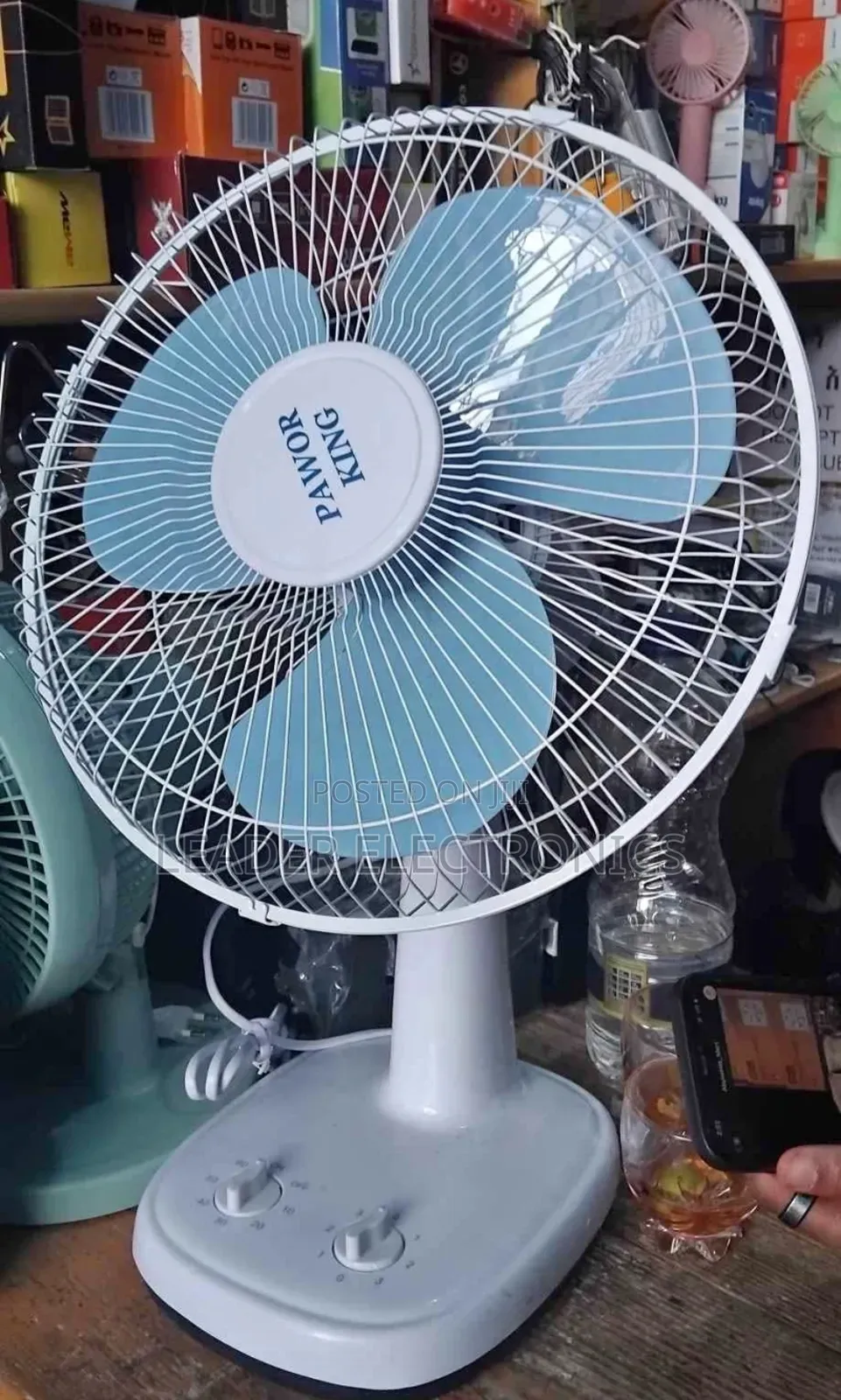 Table Fan – Compact Cooling | Powerful Airflow