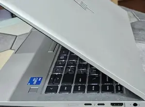 New Laptop HP EliteBook 840 G8 16GB Intel Core i5 SSD 512GB