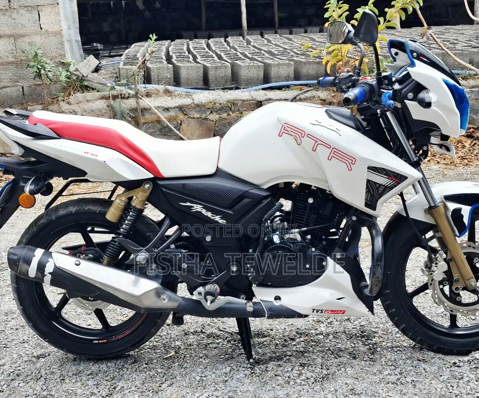 New TVS Apache 180 RTR 2023 White