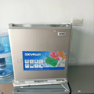 Skyrun Mini Refrigerator – Compact | Efficient Cooling Stylish Design