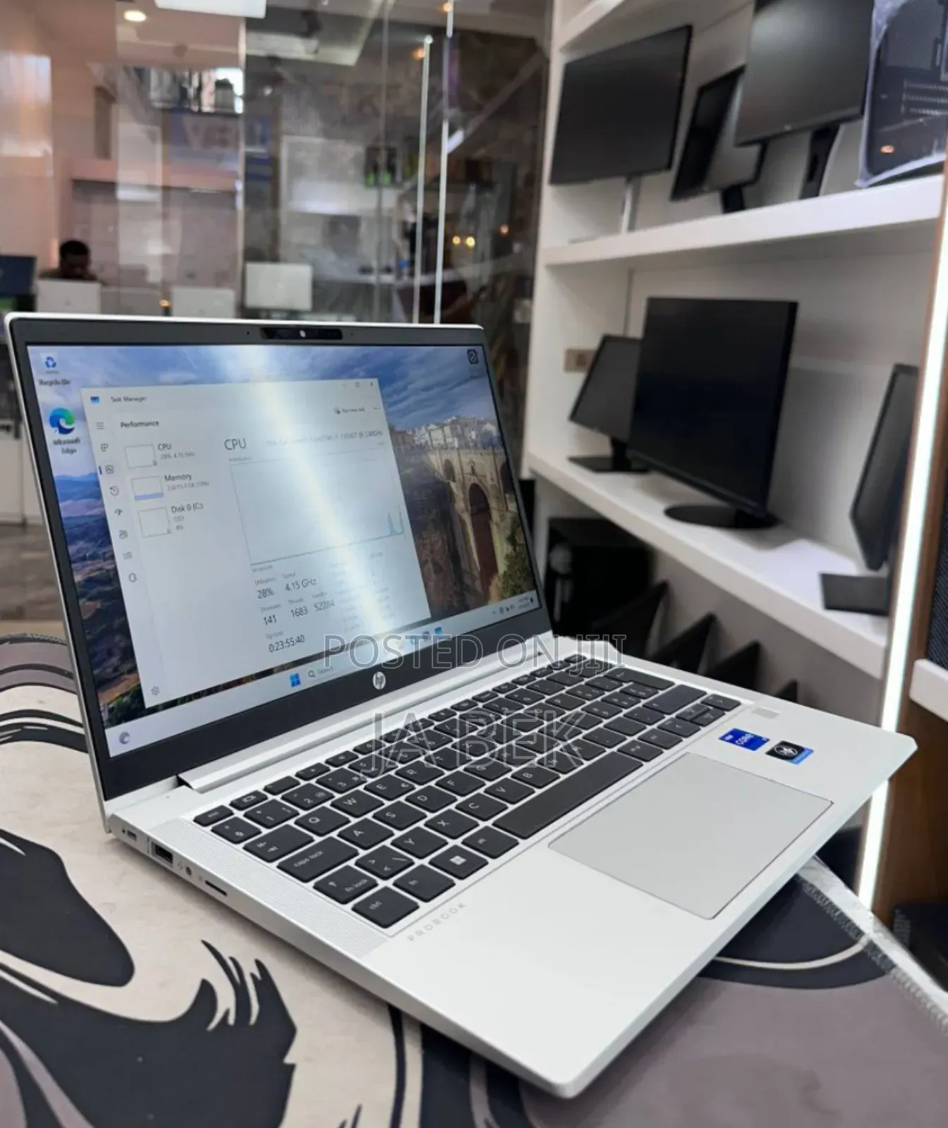 New Laptop HP ProBook 430 G8 16GB Intel Core i7 SSD 256GB