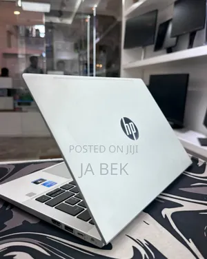New Laptop HP ProBook 430 G8 16GB Intel Core i7 SSD 256GB