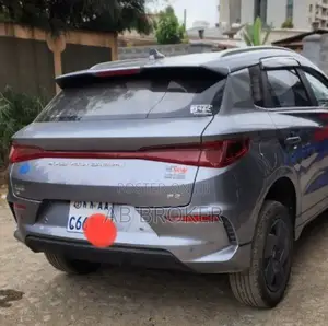 BYD E2 43 kWh 94 hp FWD 2024 Gray