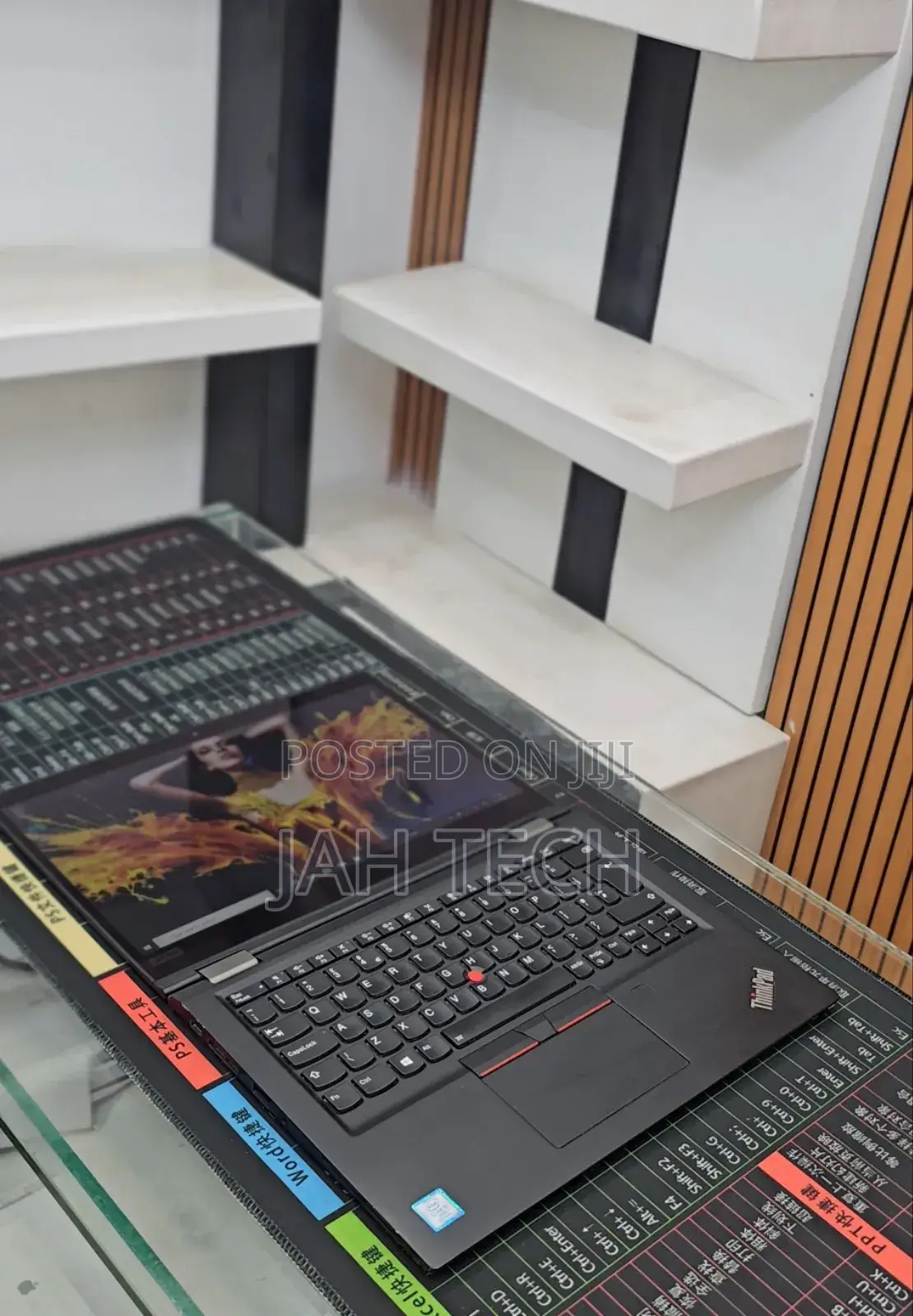 New Laptop Lenovo ThinkPad X390 Yoga 16GB Intel Core i5 SSD 512GB