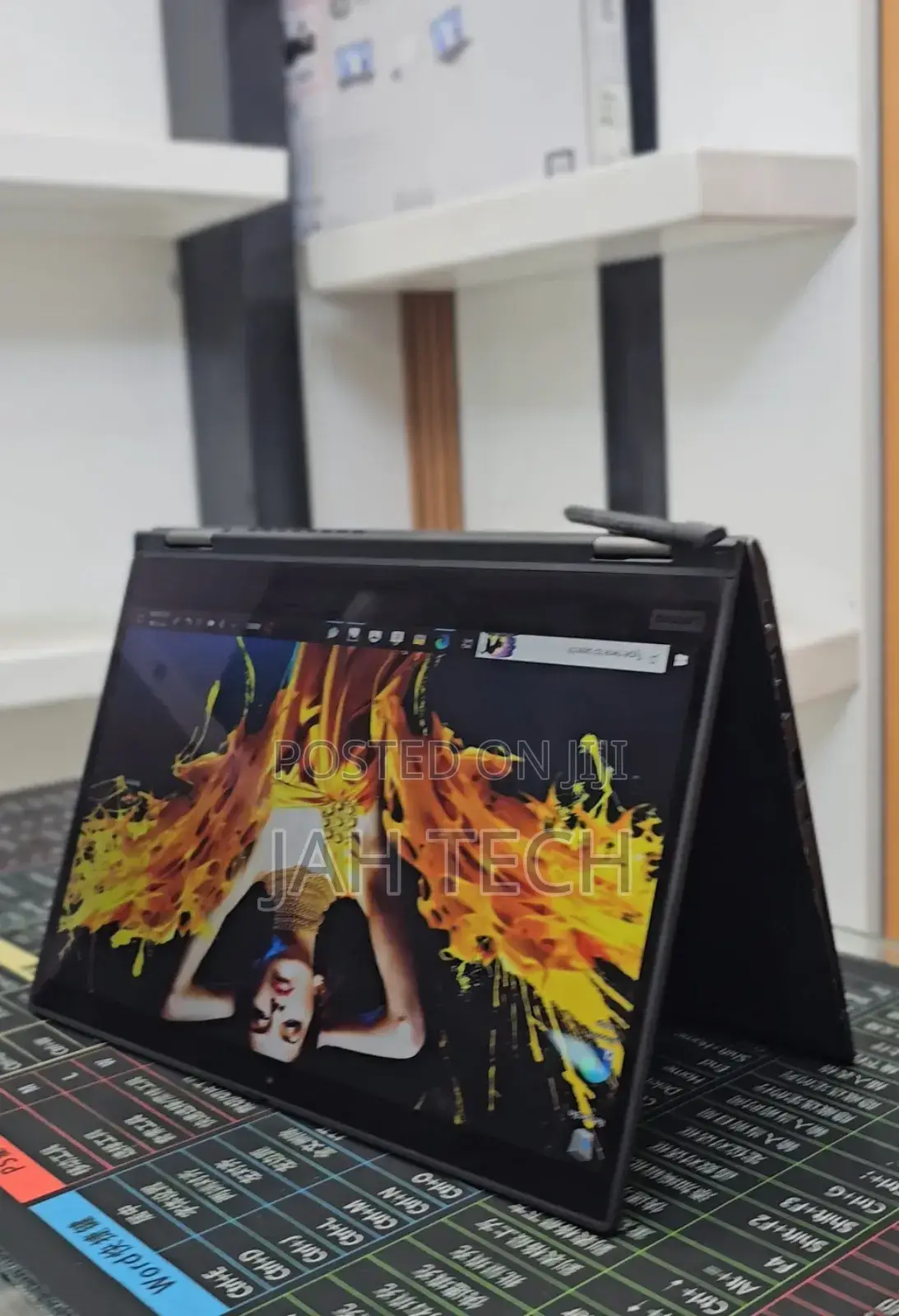 New Laptop Lenovo ThinkPad X390 Yoga 16GB Intel Core i5 SSD 512GB