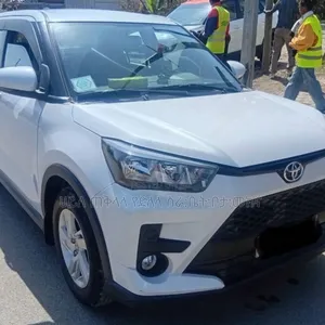 Toyota Raize 2023 Ivory