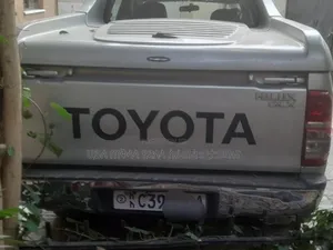Toyota Hilux 2010 Teal