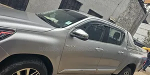 Toyota Hilux 2019 Teal