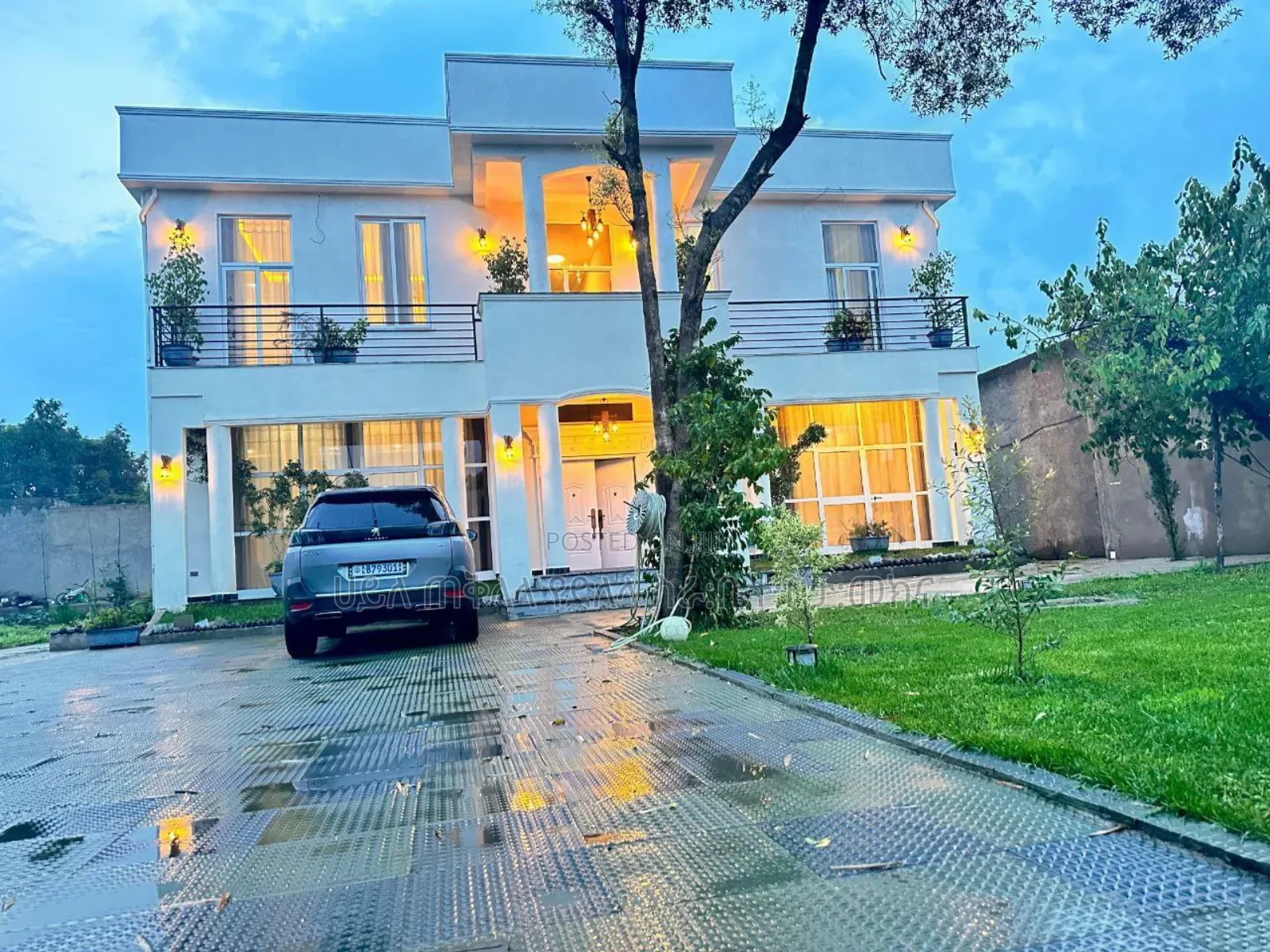 Furnished 10bdrm Townhouse/Terrace for sale