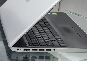 New Laptop HP Stream Notebook 8GB Intel Core i7 HDD 1T