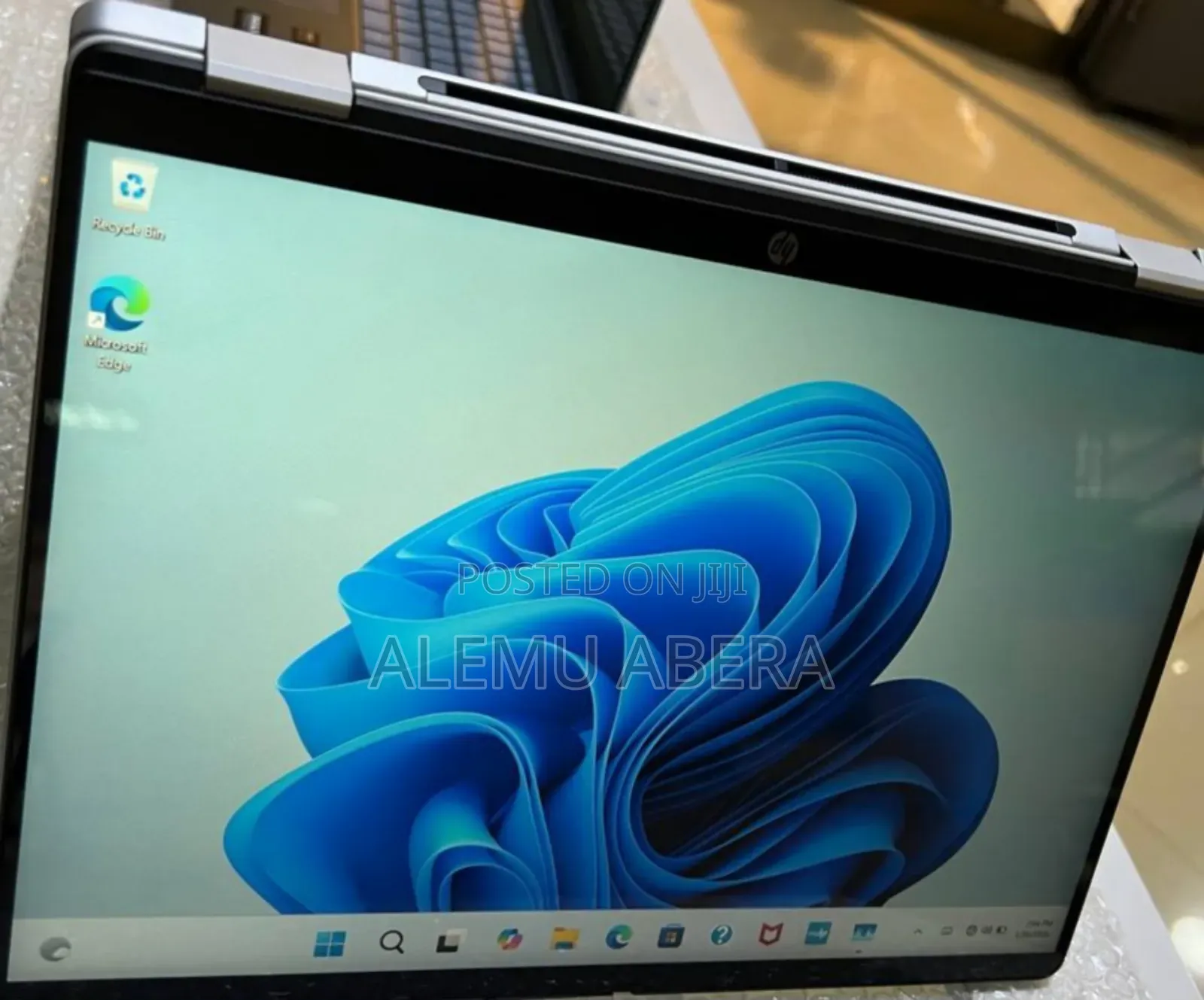 New Laptop HP OmniBook 5 14" 16GB Intel Core 7 SSD 512GB