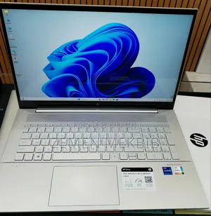 New Laptop HP 16GB Intel Core i7 SSD 512GB