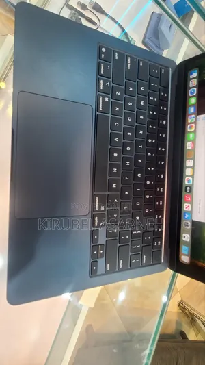 New Laptop Apple MacBook Air 2025 M4 13-inch 16GB Apple M4 SSD 256GB