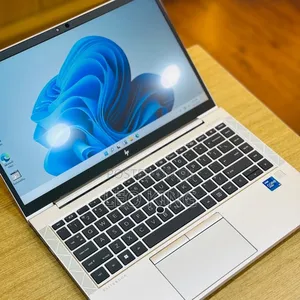 New Laptop HP EliteBook 840 G8 16GB Intel Core i5 SSD 512GB