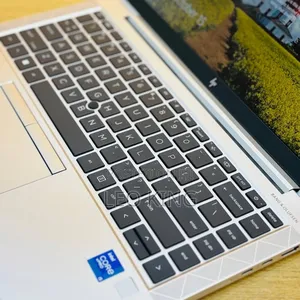New Laptop HP EliteBook 840 G8 16GB Intel Core i5 SSD 512GB