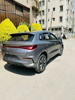BYD E2 43 kWh 94 hp FWD 2025 Gray