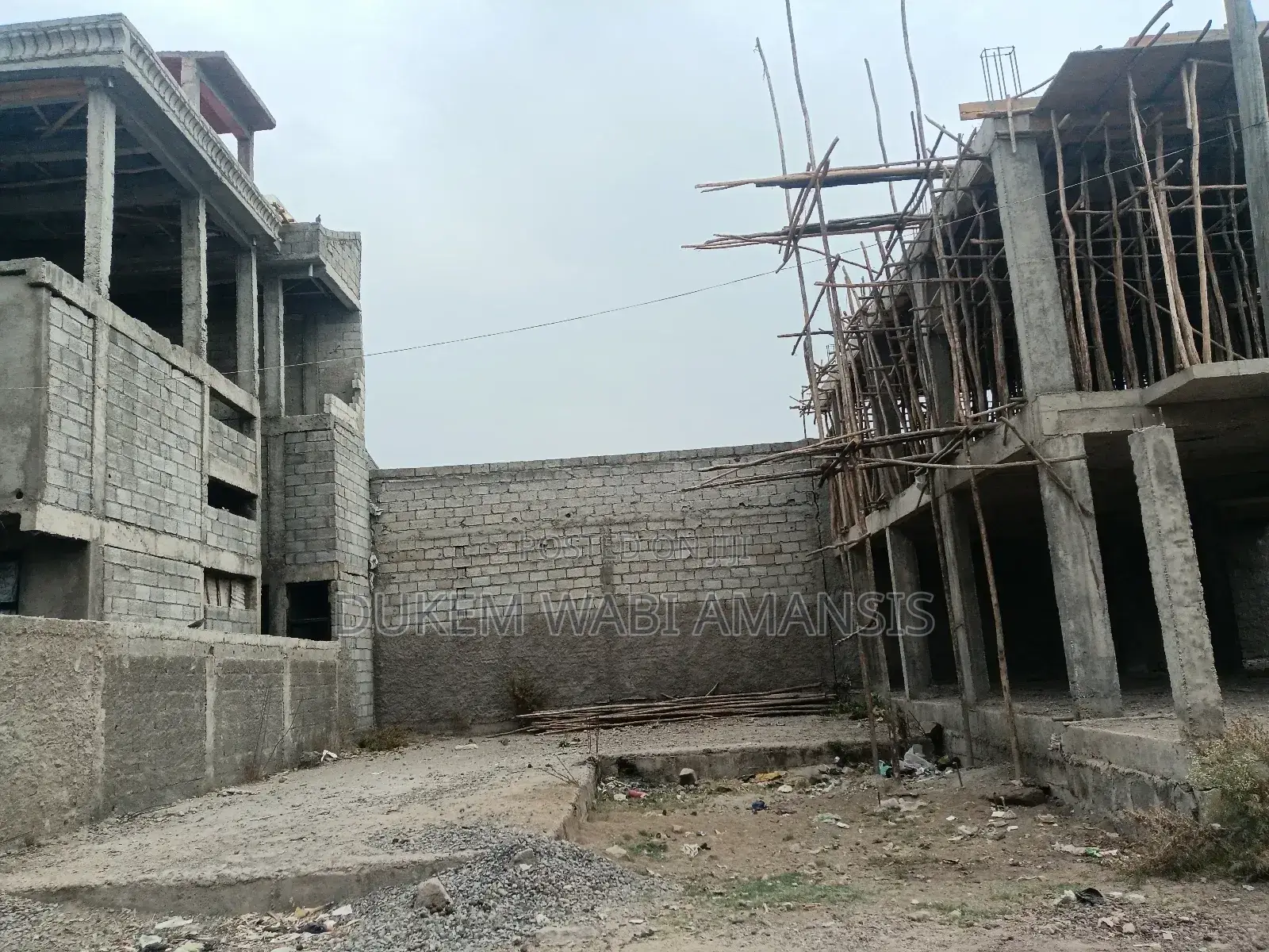 6bdrm House in Dukam, East Shewa for sale