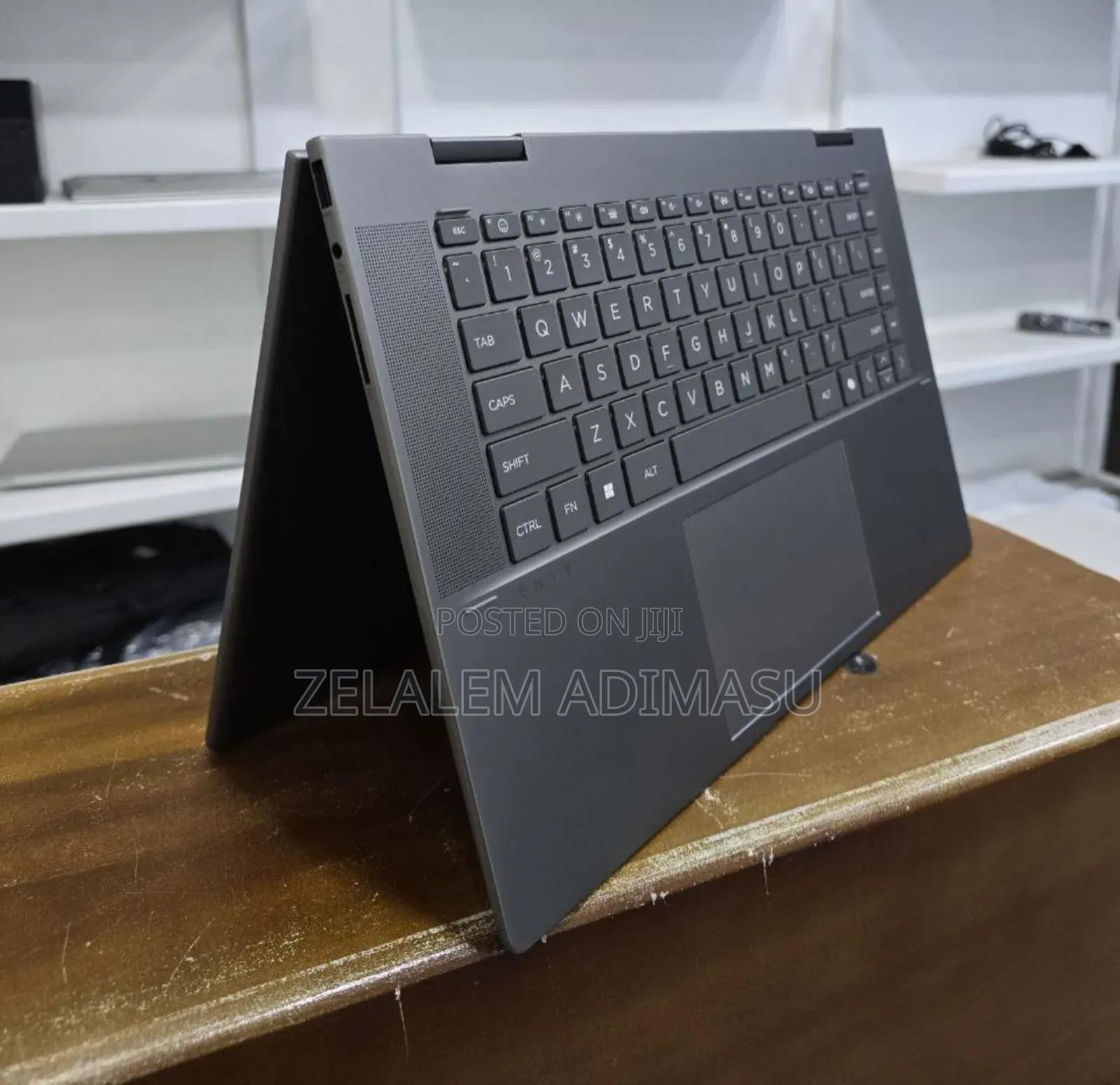 New Laptop HP Envy X360 32GB Intel Core 7 SSD 1T